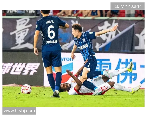 武汉足球队灵活战术解析与未来发展展望