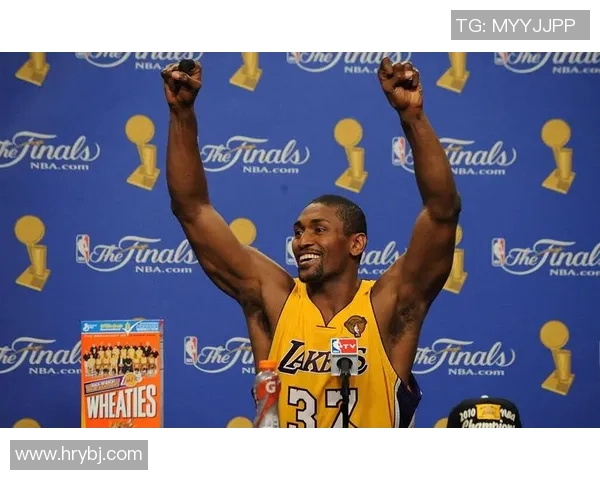 大鼻子足球明星阿的传奇人生与球场风采揭秘